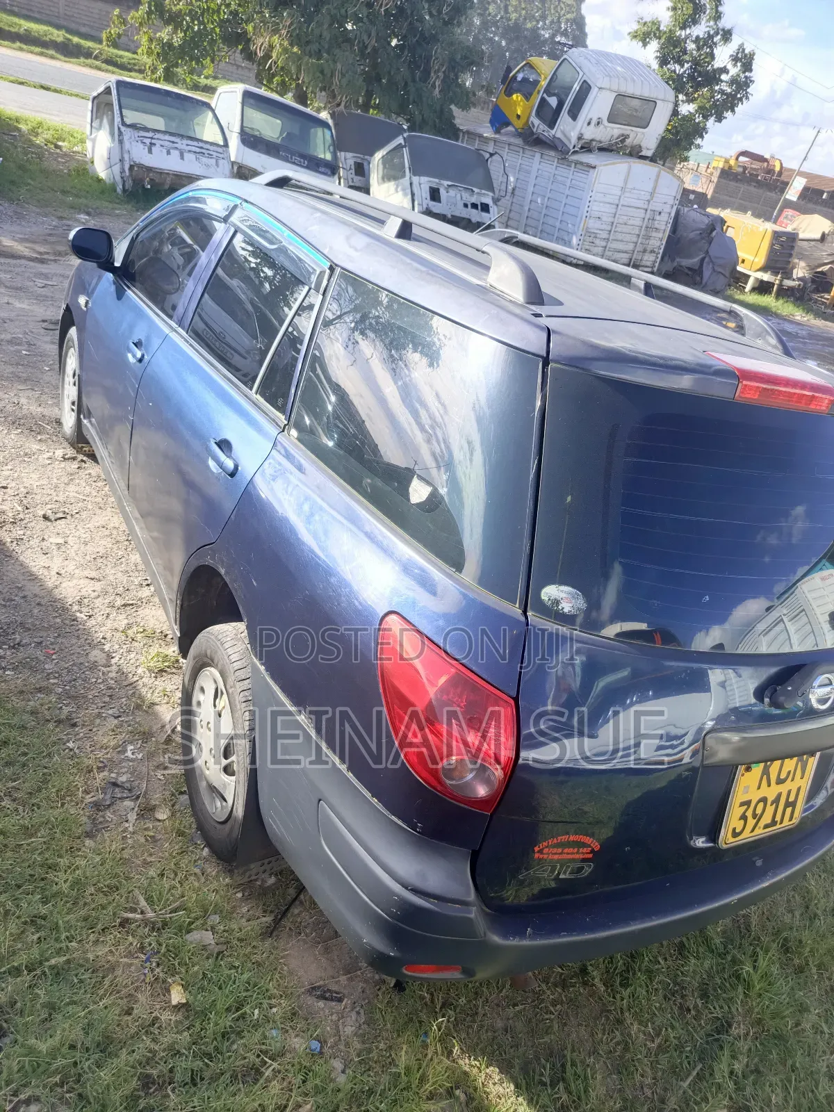 Nissan Advan 2010 Blue