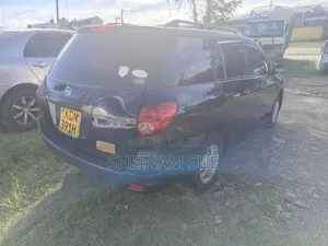 Nissan Advan 2010 Blue