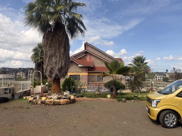 7bdrm Mansion in Kimbo for rent - main view