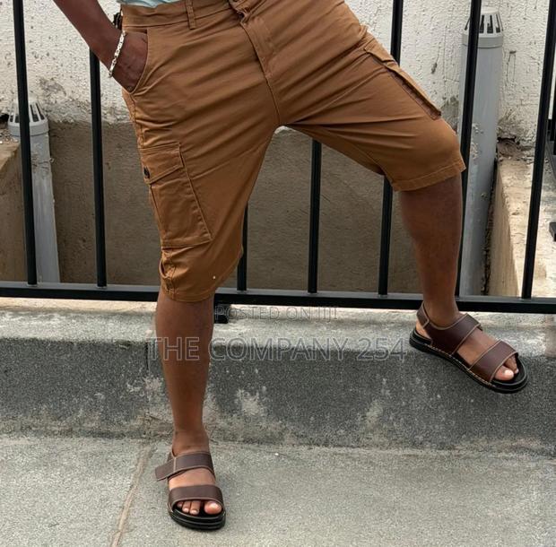 Quality Leather Men Side Pocket Cargo Shorts Available - thumbnail 3