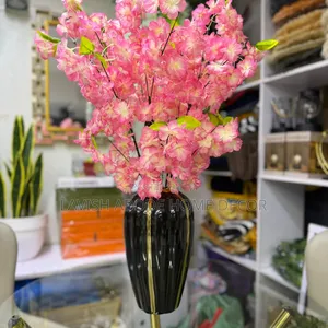 Black/Gold Ceramic Vase Suitable for Dining Tables,Homes, Office.