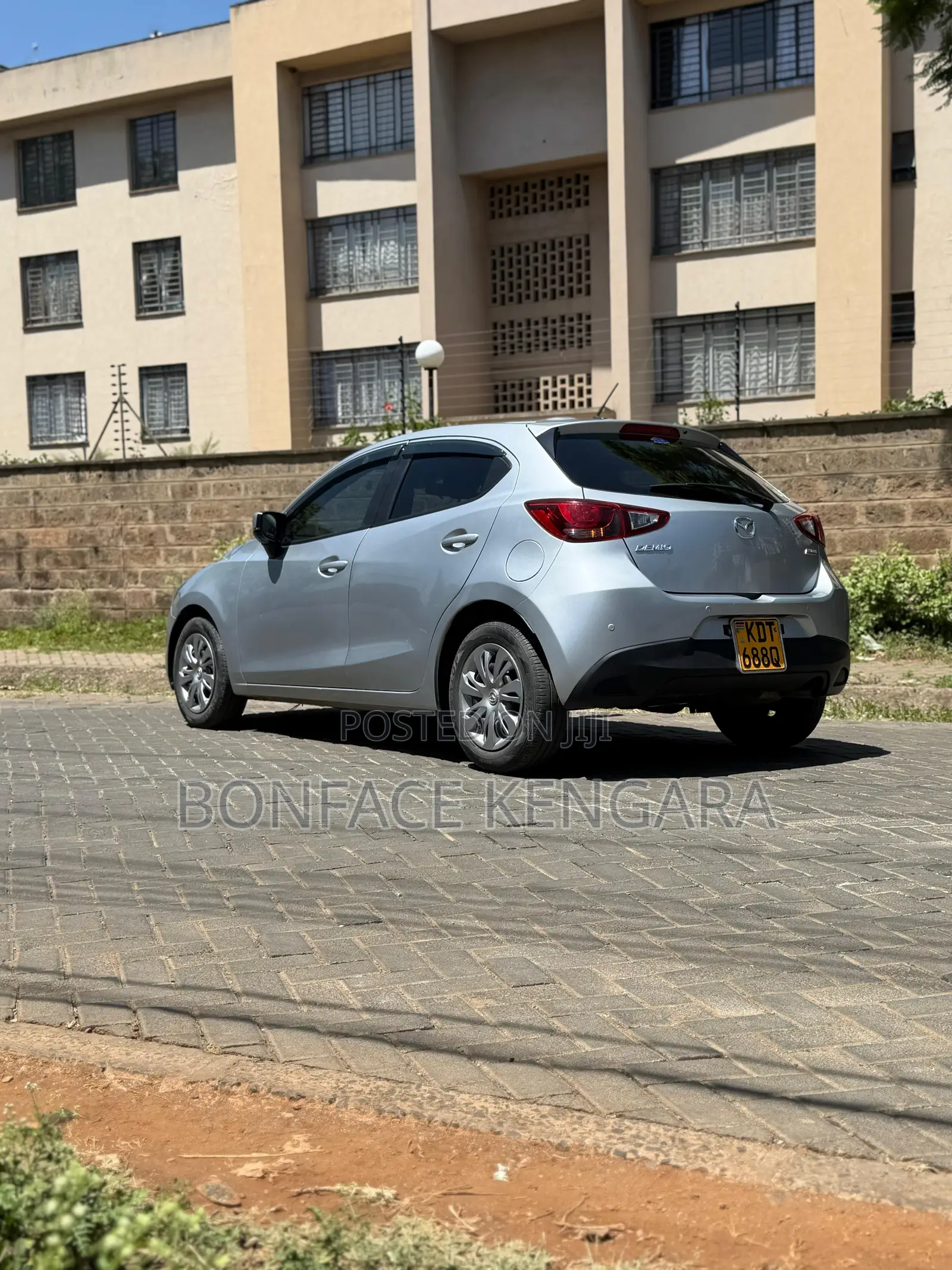 Mazda Demio 2018 Silver