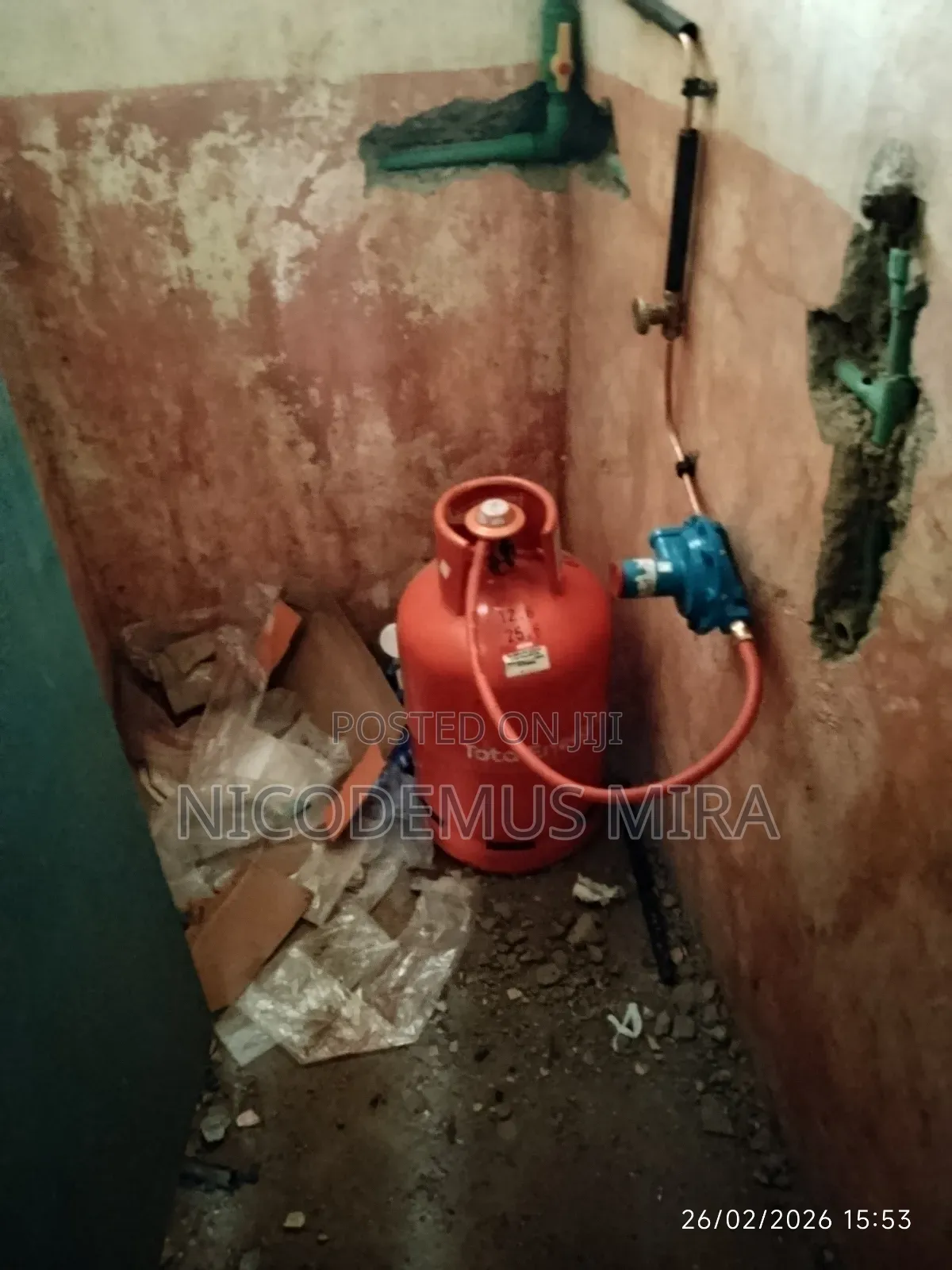 Laboratory Gas Installation Repair Technician