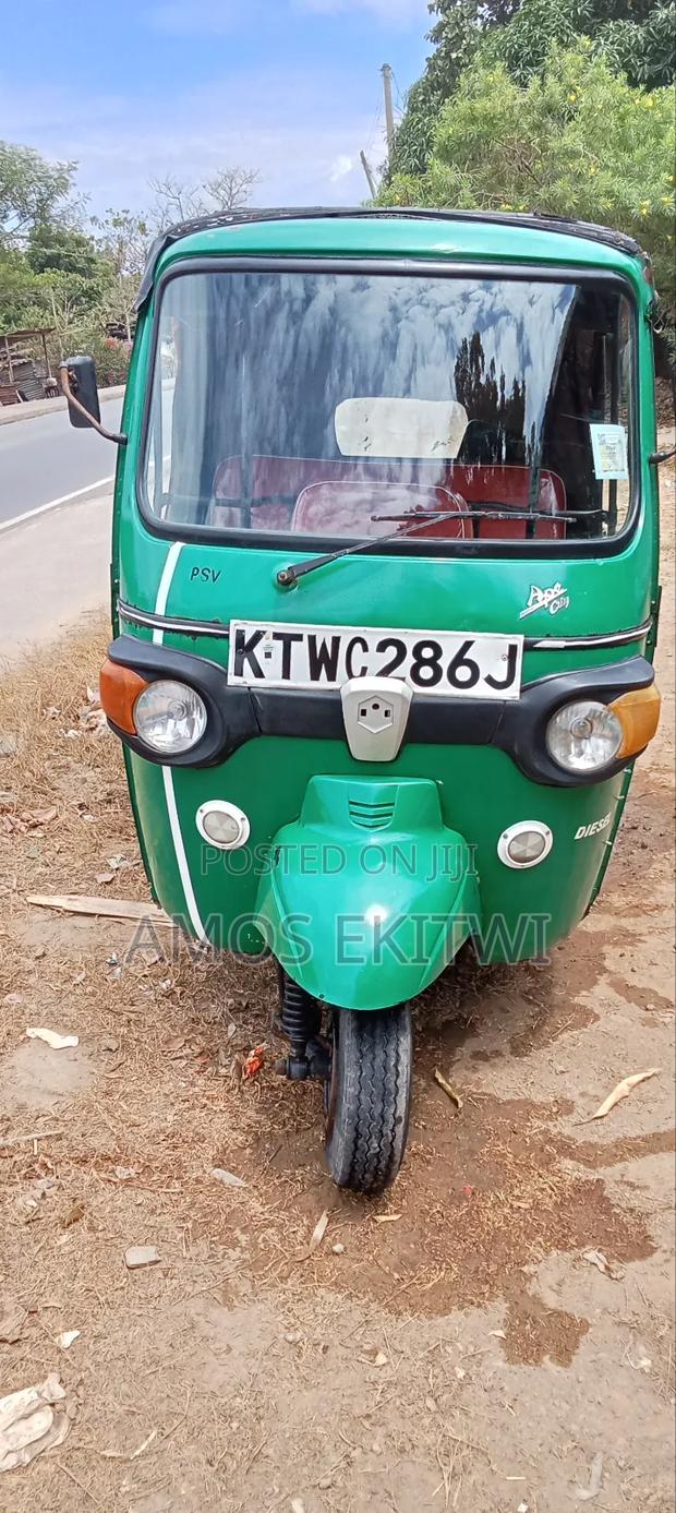 Piaggio 2021 Green