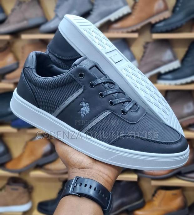 U.S. Polo Assn CasualsSize 40-44