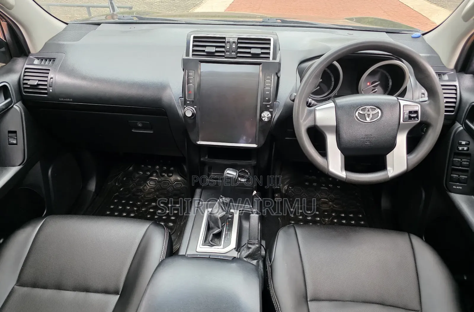 Toyota Land Cruiser Prado 2014