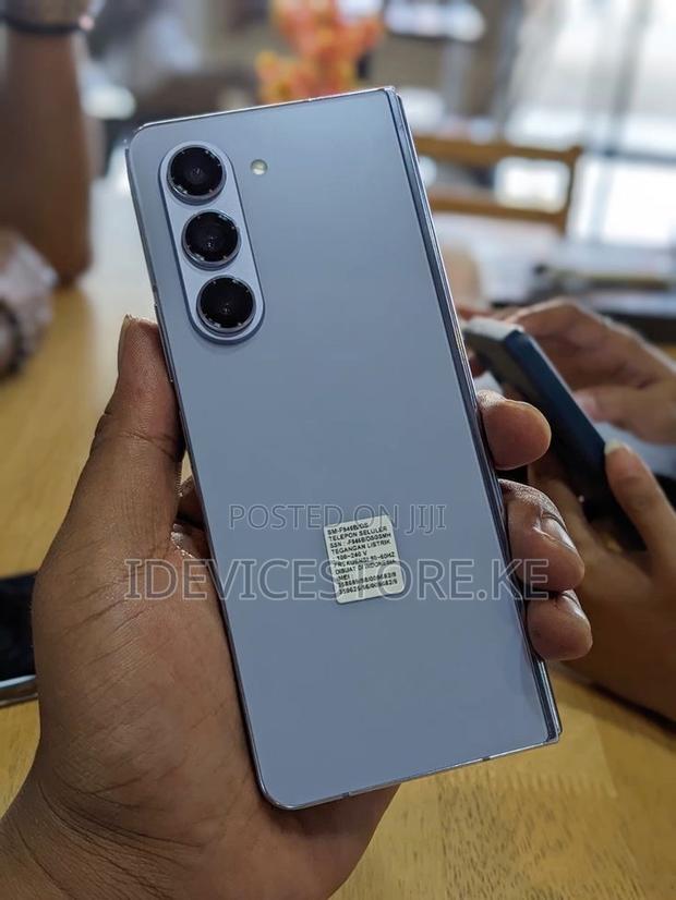 Samsung Galaxy Z Fold 5 256 GB Blue - thumbnail 2