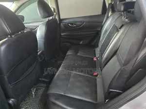 Nissan X-Trail 2015 Silver