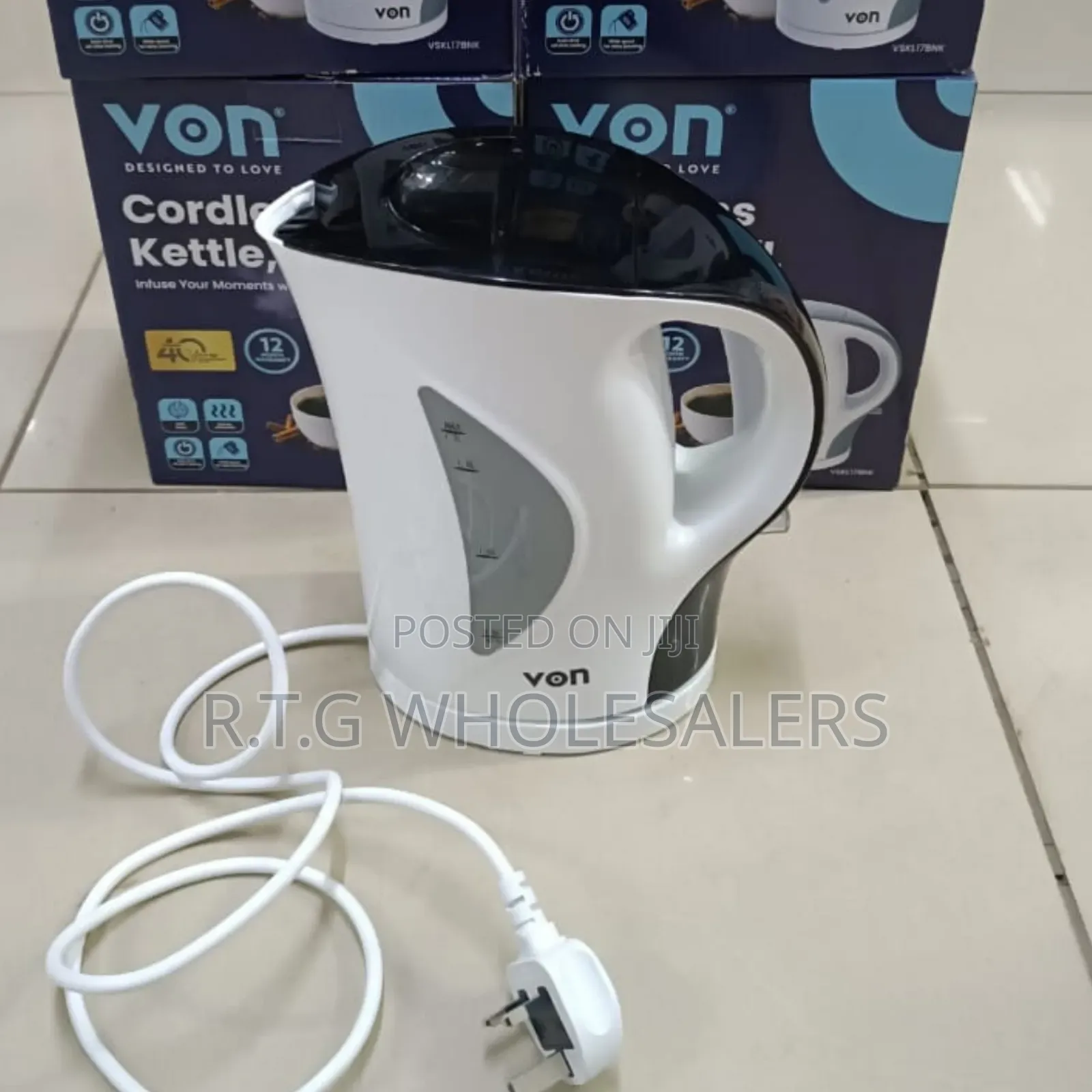 Von 1.7l Upright Cordless Kettle – Vskl17bnk White/Black