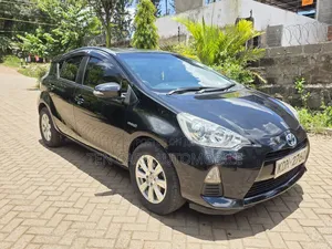 Toyota Aqua 2015 Black