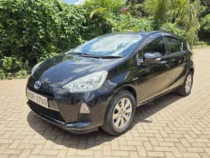 Toyota Aqua 2015 Black