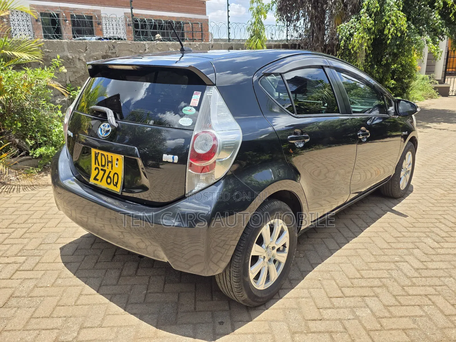 Toyota Aqua 2015 Black