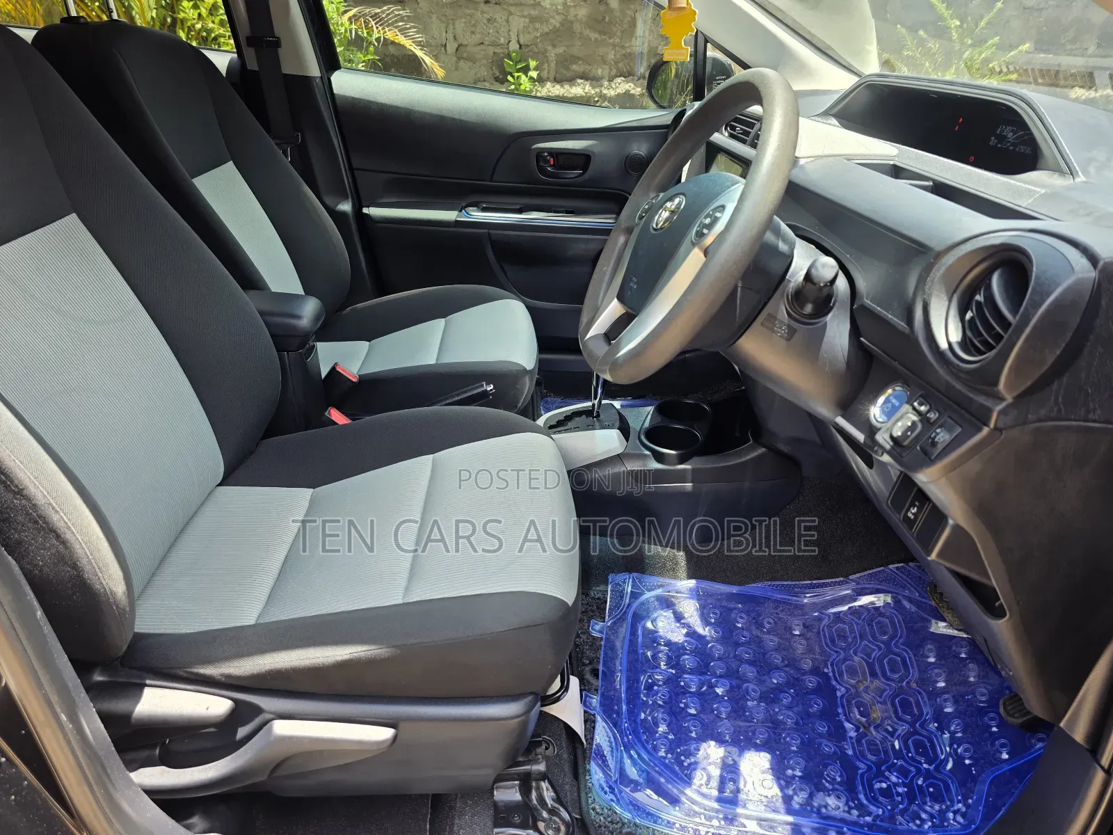 Toyota Aqua 2015 Black