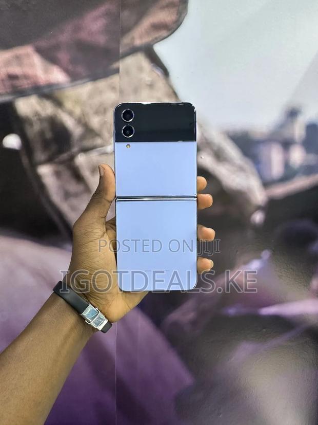 Samsung Galaxy Z Flip 3 256 GB Blue - main view