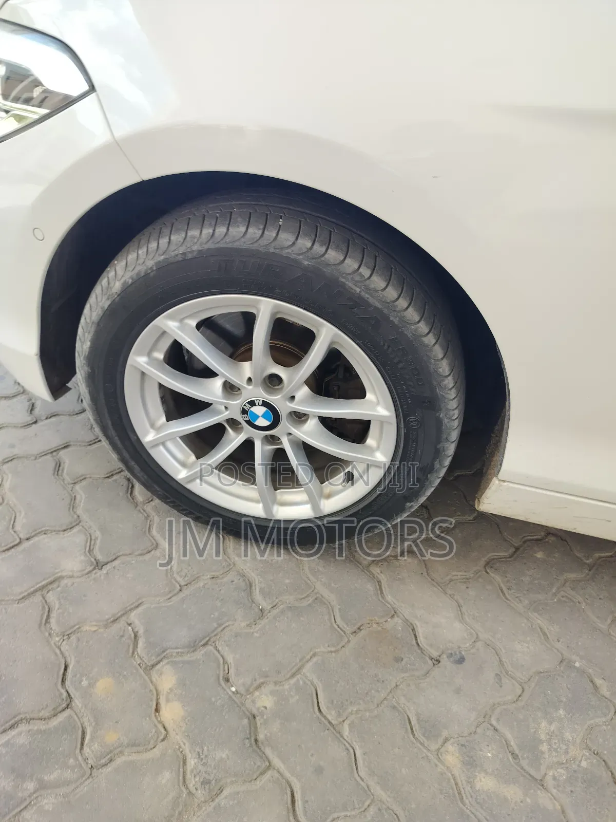 BMW 118i 2019 Pearl