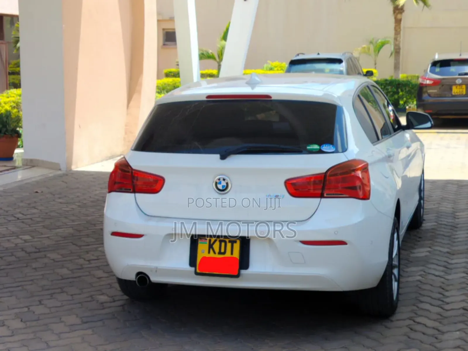 BMW 118i 2019 Pearl