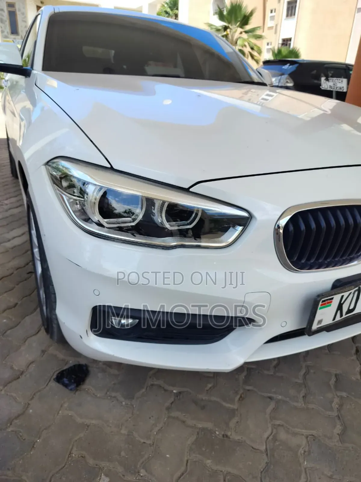 BMW 118i 2019 Pearl