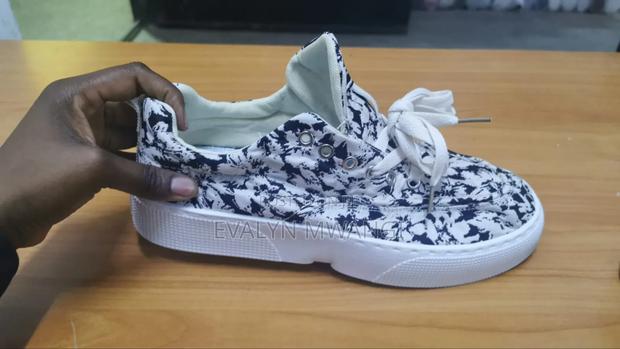 Glamours Shoe Collection - main view