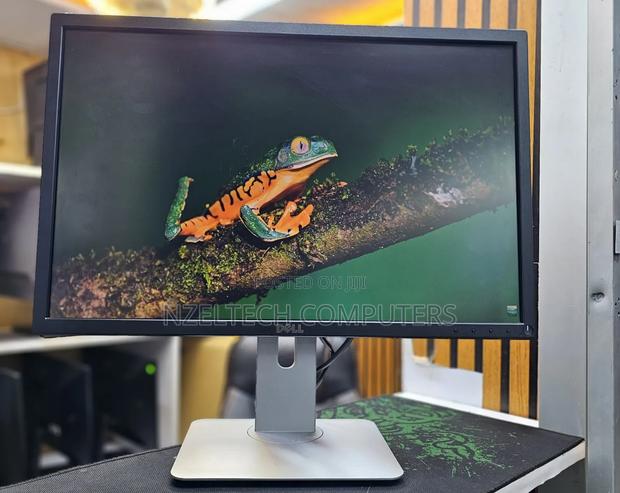 Dell P2217 22 Inch 
Hdmi, Dp Vga 
Adjustable Stand - thumbnail 2