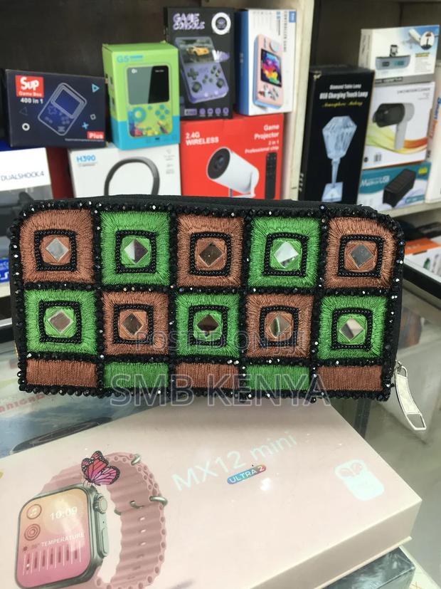 Women's Beads Hand Clutch - main view