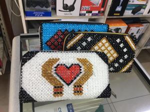 Wedding Hand Clutch - thumbnail 2