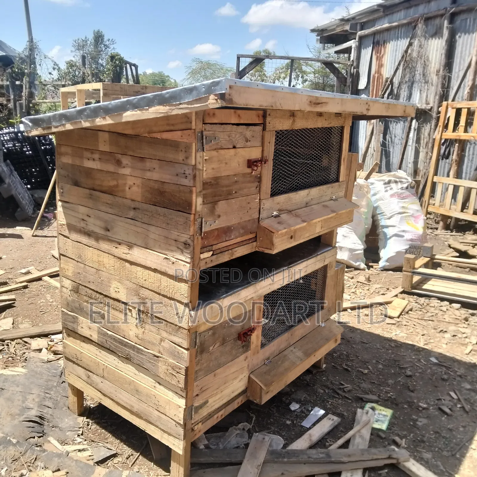 Double Layer Self-Cleaning Cage
