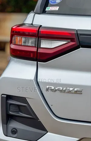 Toyota Raize 1.0 AWD 2019 Silver