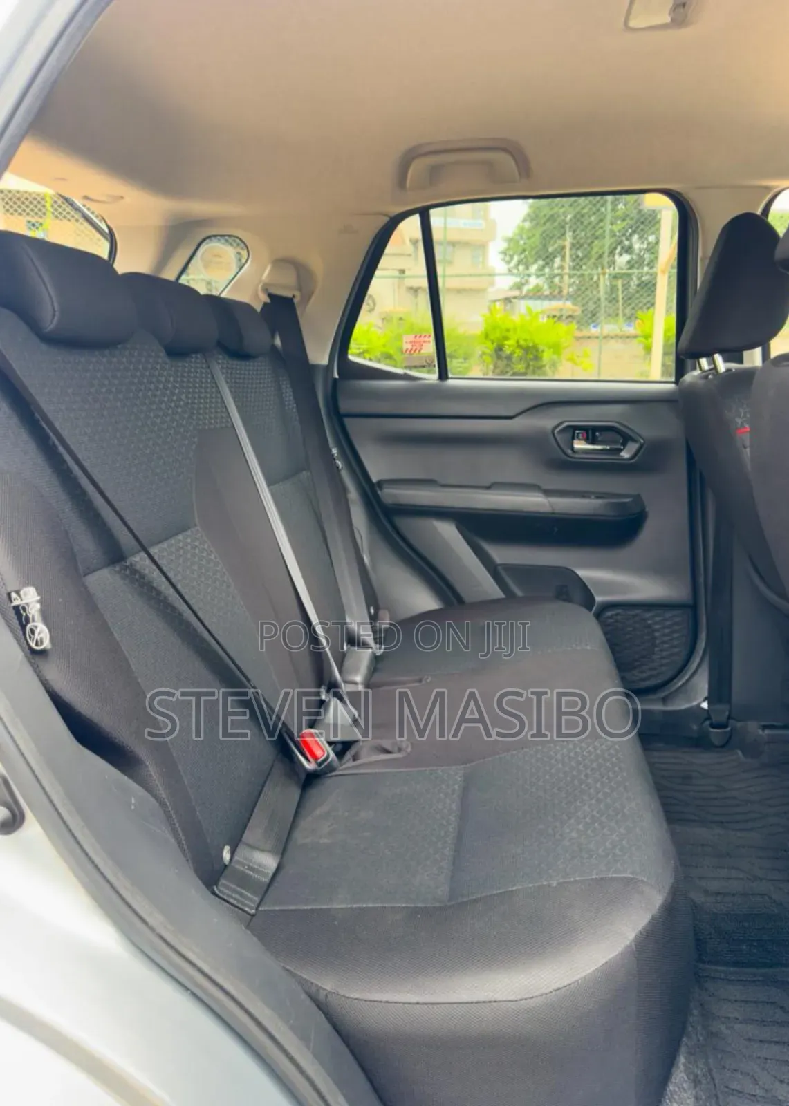 Toyota Raize 1.0 AWD 2019 Silver