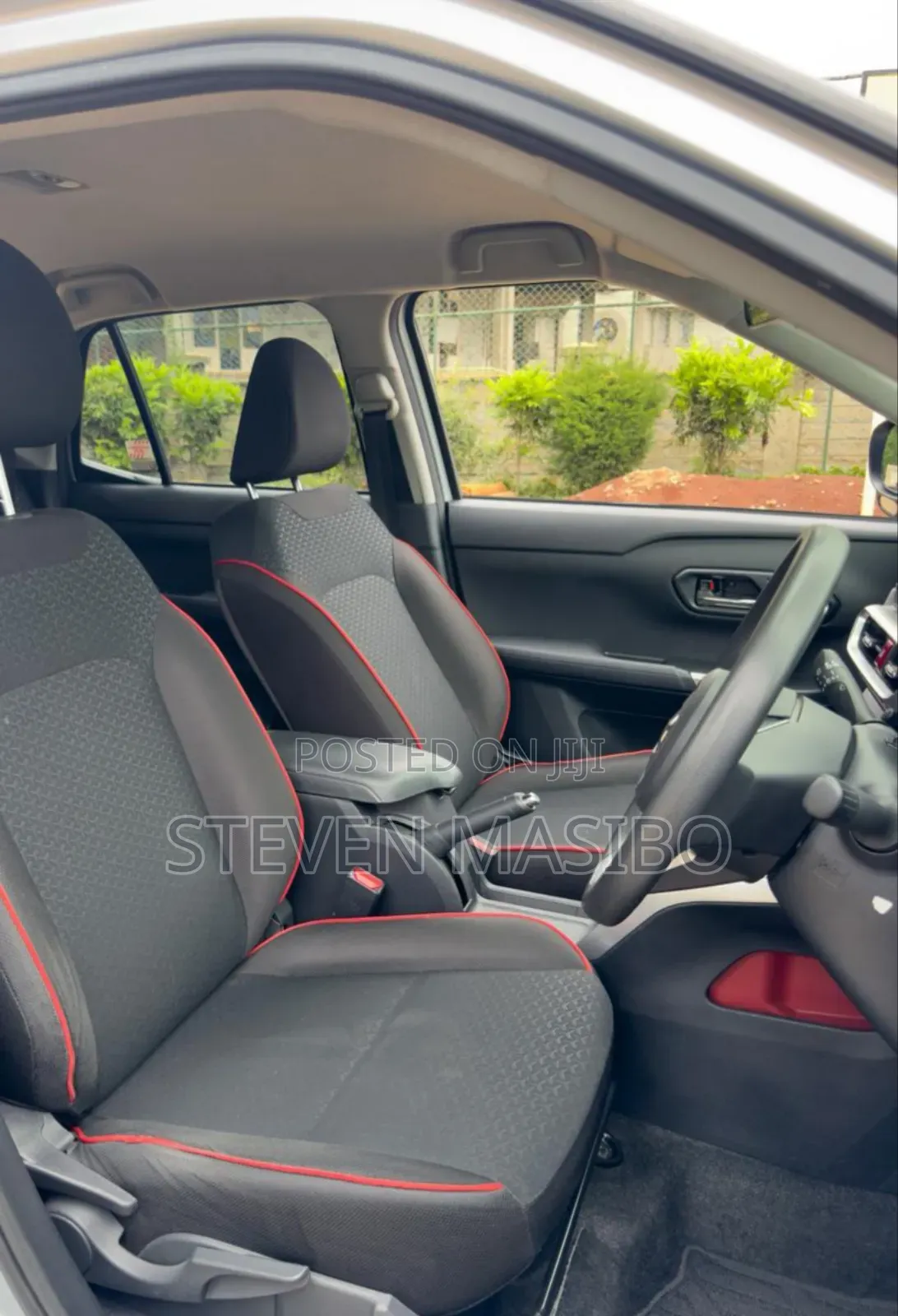Toyota Raize 1.0 AWD 2019 Silver
