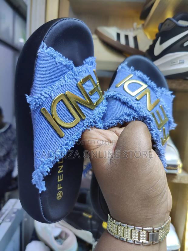 Fendi Slides Size 36 37 38 39 40 Quality Best Kabisa Small