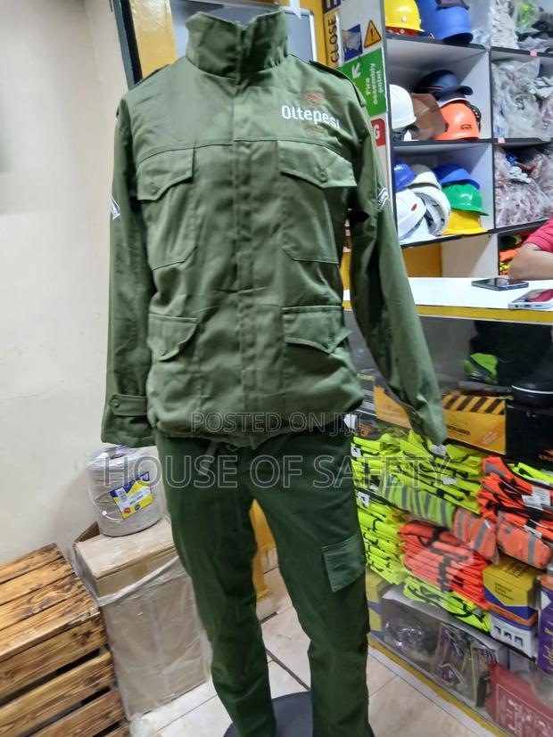 Popular Choice Embroidable Security Men Suits