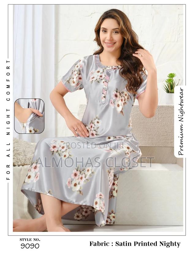 Women’S Satin Maxi Dress - thumbnail 4