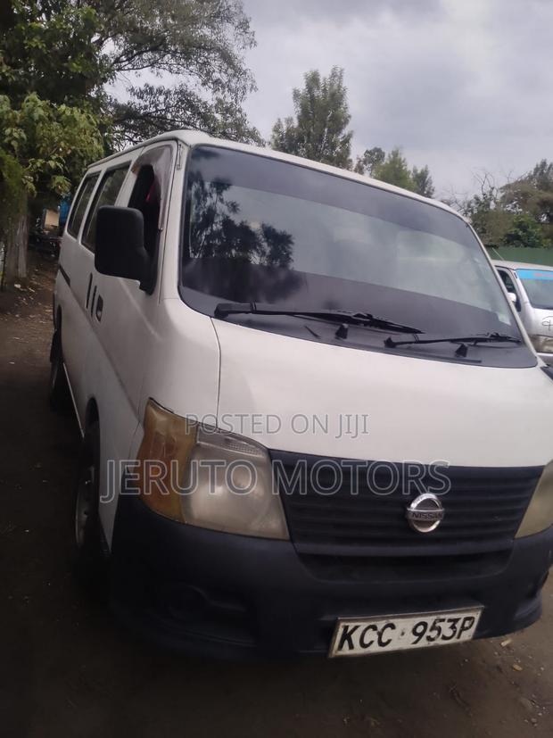 Nissan Caravan (Urvan) 2006 White
