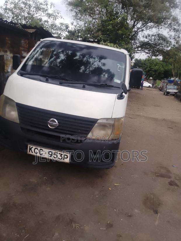 Nissan Caravan (Urvan) 2006 White - thumbnail 5