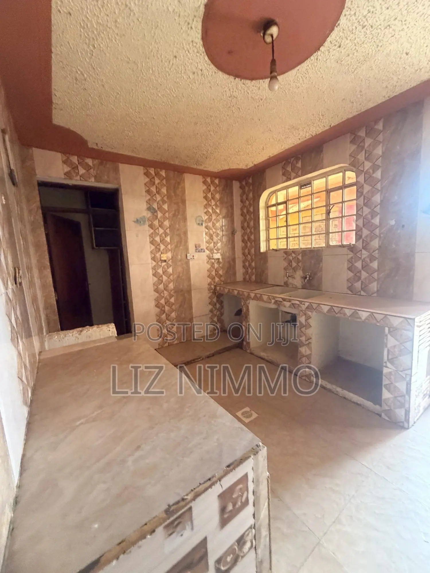 7bdrm Mansion in Kimbo for rent