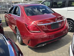 Mercedes-Benz C200 2019 Maroon