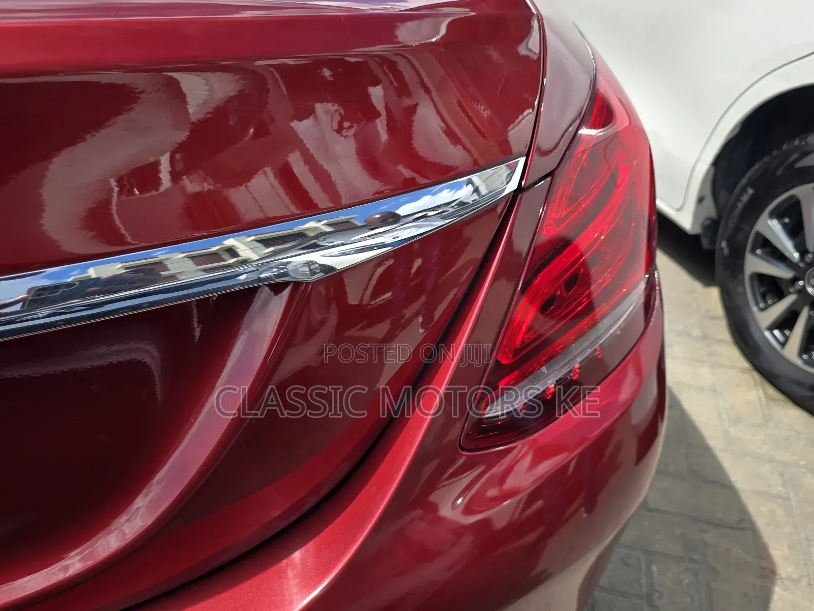 Mercedes-Benz C200 2019 Maroon