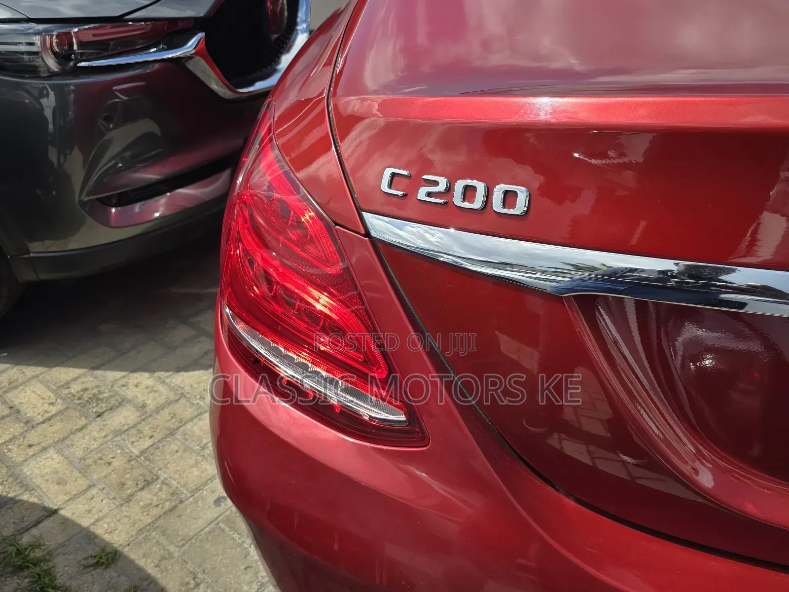 Mercedes-Benz C200 2019 Maroon