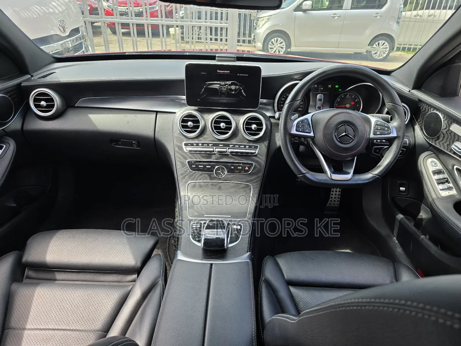 Mercedes-Benz C200 2019 Maroon