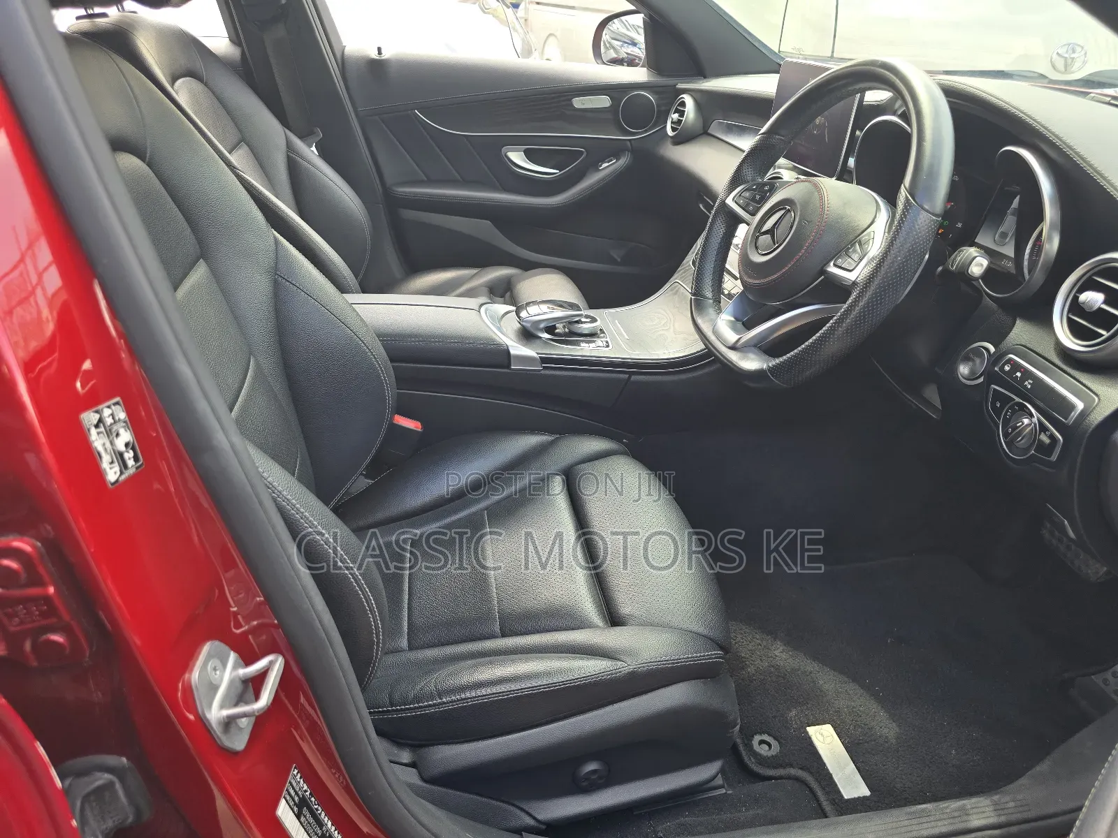 Mercedes-Benz C200 2019 Maroon