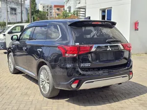 Mitsubishi Outlander 2.4 PHEV AWD 2019 Black
