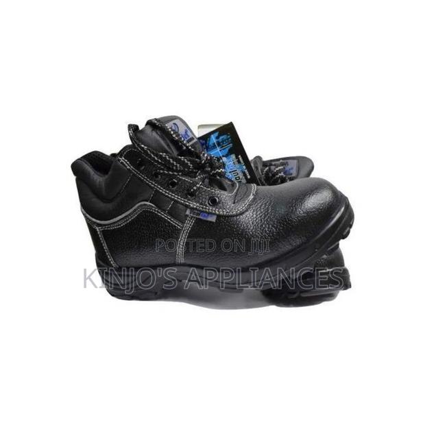 Safety Boots Available In All Sizes