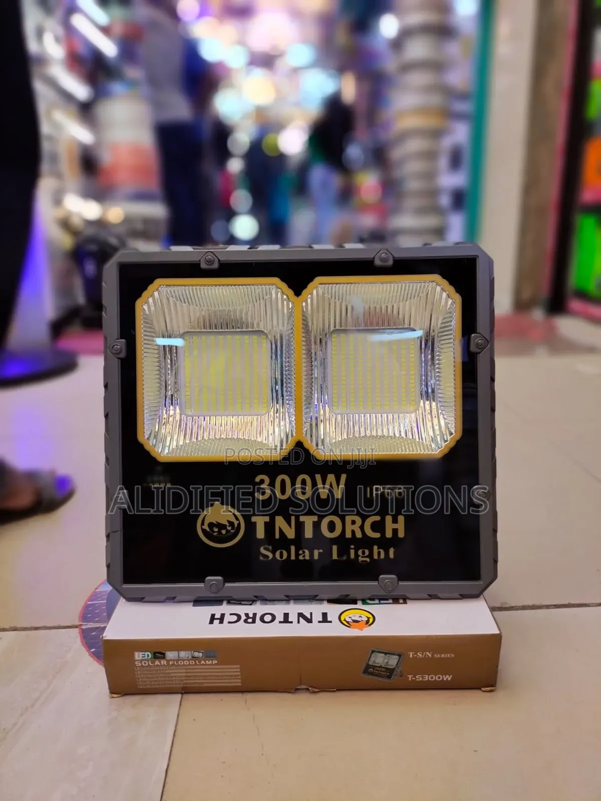 300w Tnt Torch Solar Floodlight