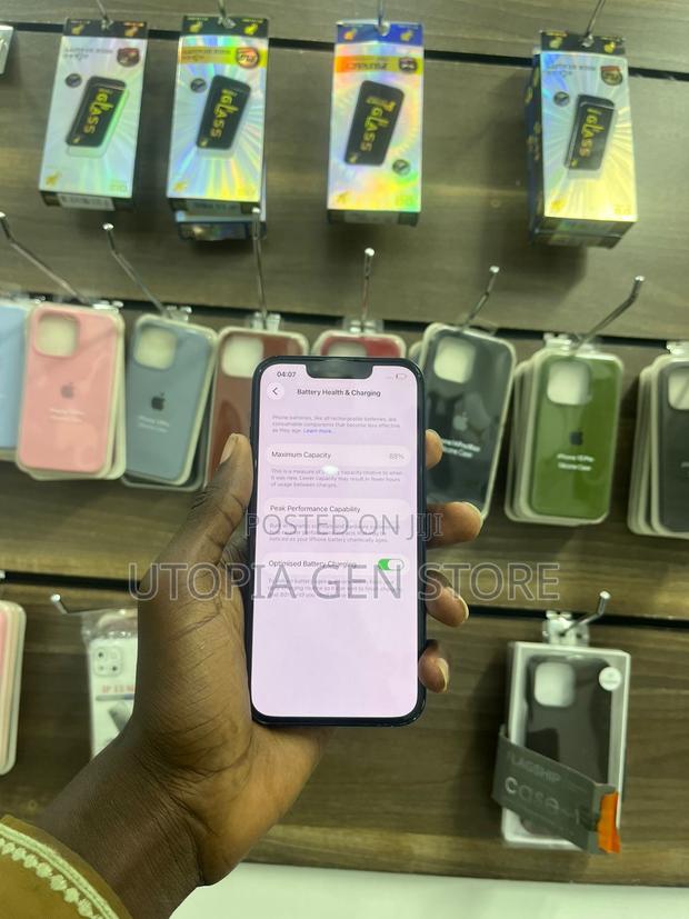 Apple iPhone 13 128 GB Black - thumbnail 3