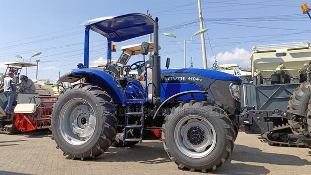 Tx1104 (110hp, 4wd)Tractor - thumbnail 4