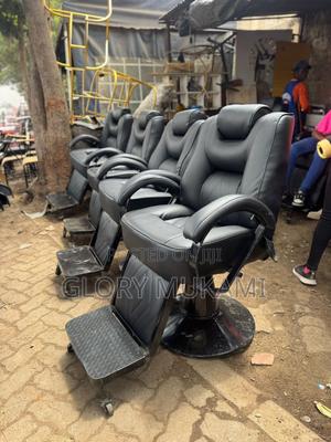 Kinyozi Barber Chair