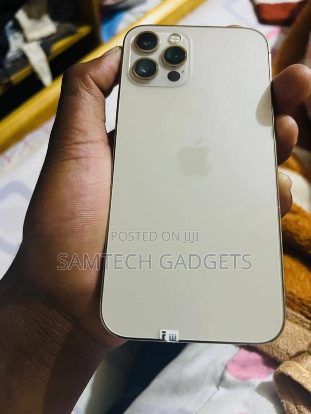Apple iPhone 12 Pro 256 GB White - thumbnail 3