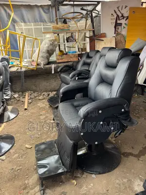 Kinyozi Barber Chair Seat