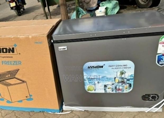 Defrosting 300 Litres Vision Chest Freezer - main view