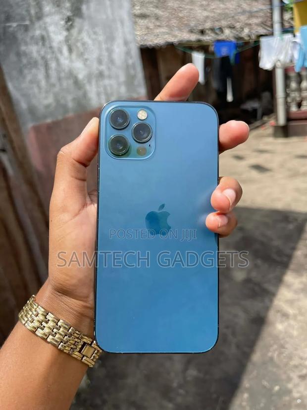 Apple iPhone 12 Pro 128 GB Blue - thumbnail 3